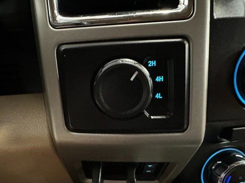 Used 2017 Ford F350 Lariat w/ FX4 Off-Road Package image 68