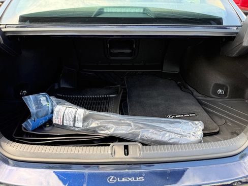 Used 2024 Lexus ES 350 w/ Premium Package FWD image 17