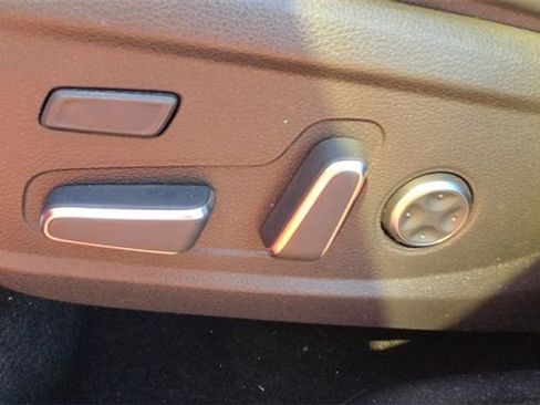 Used 2023 Hyundai Santa Fe Calligraphy image 29