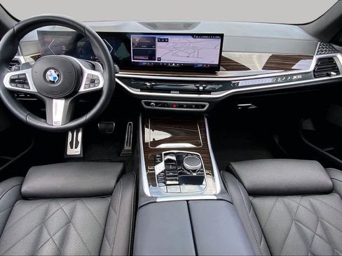 Used 2024 BMW X5 sDrive40i w/ M Sport Package RWD image 16