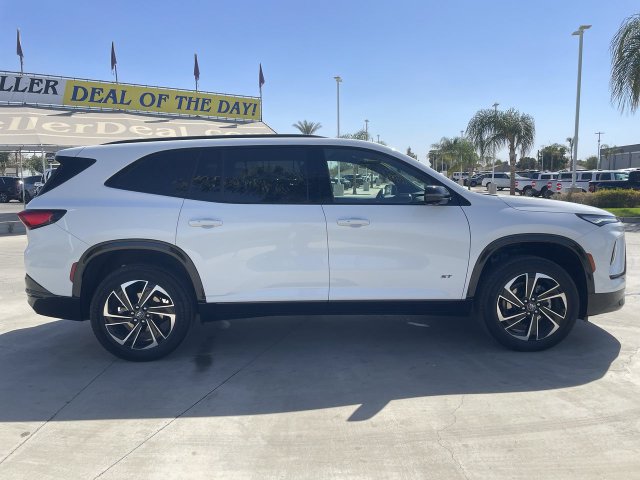 Used 2026 Buick Enclave Sport Touring FWD image 9