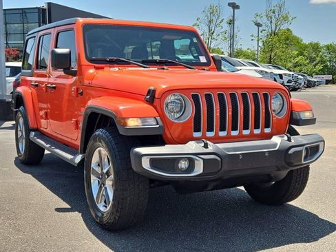 Used 2020 Jeep Wrangler Unlimited Sahara AWD/4WD image 4
