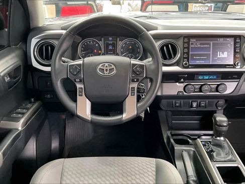 Used 2022 Toyota Tacoma SR5 RWD image 6