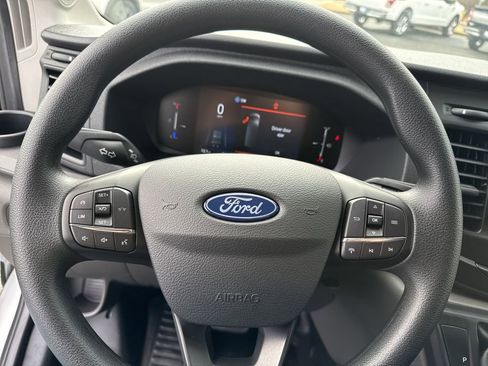 New 2026 Ford Transit 250 148 Medium Roof image 25