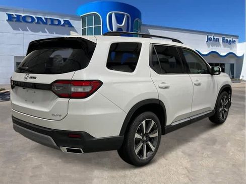 New 2025 Honda Pilot Elite image 7