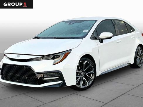 Used 2022 Toyota Corolla SE FWD image 1