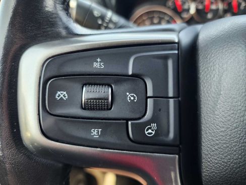 Used 2021 Chevrolet Silverado 1500 LT Trail Boss w/ Convenience Package II AWD/4WD image 18