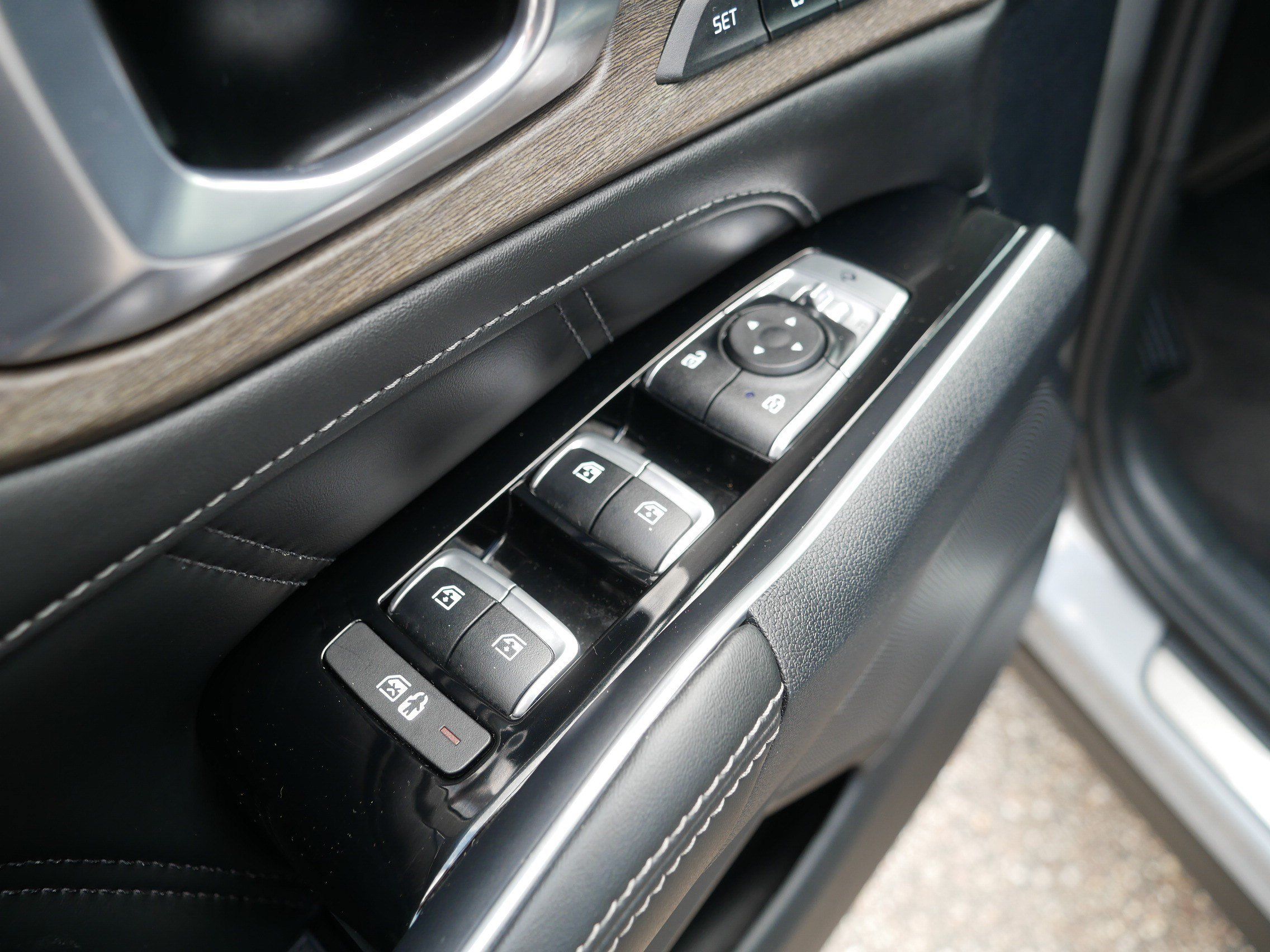 Certified 2023 Kia Sorento SX Prestige AWD/4WD image 19