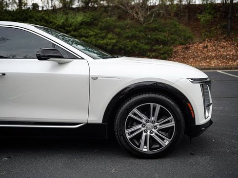 Used 2024 Cadillac Lyriq Tech image 11