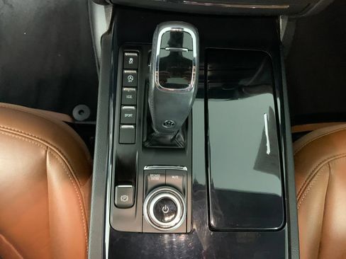 Used 2021 Maserati Ghibli RWD image 25