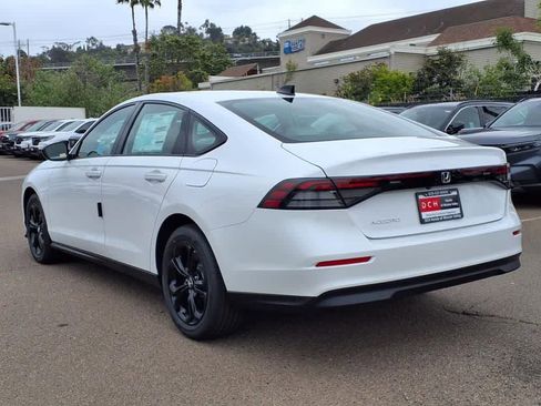 New 2025 Honda Accord SE image 8