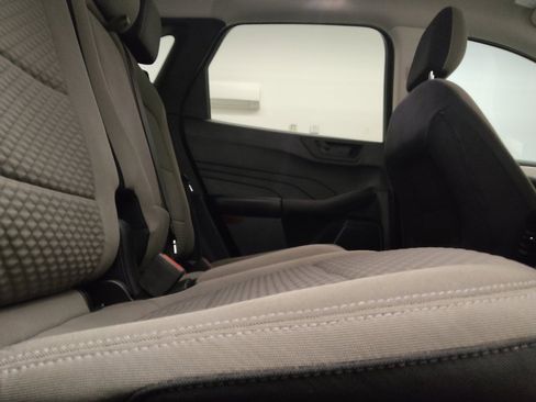 Used 2022 Ford Escape SE w/ Convenience Package FWD image 19