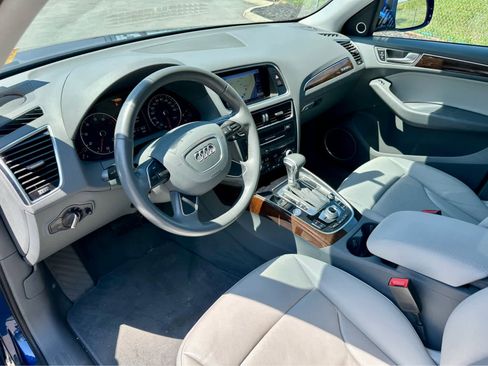 Used 2016 Audi Q5 2.0T Premium Plus w/ Technology Package image 13