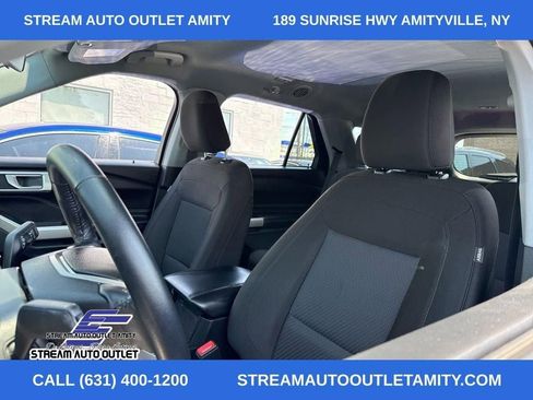 Used 2022 Ford Explorer XLT AWD/4WD image 36