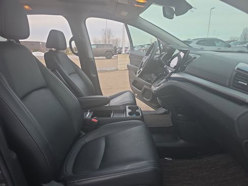 Used 2022 Honda Odyssey Touring image 10