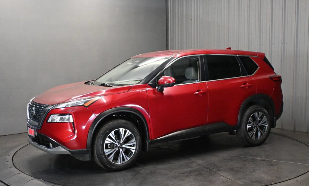 Used 2021 Nissan Rogue SV FWD image 1