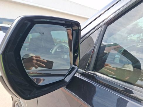 Used 2025 Cadillac Escalade Sport w/ LPO, ONYX Package image 14