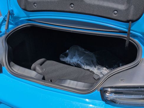 Certified 2023 Chevrolet Camaro SS RWD image 26
