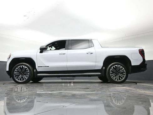 Used 2026 GMC Sierra EV Denali AWD/4WD image 24