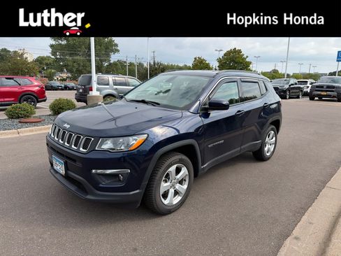 Used 2020 Jeep Compass Latitude w/ Cold Weather Group AWD/4WD image 1