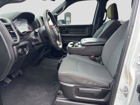 Used 2022 RAM 3500 Tradesman image 8