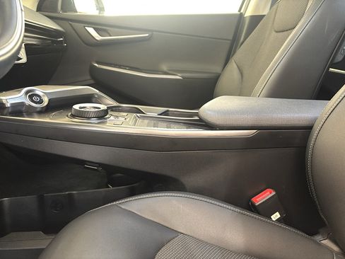 Used 2024 Kia EV6 Light RWD image 25