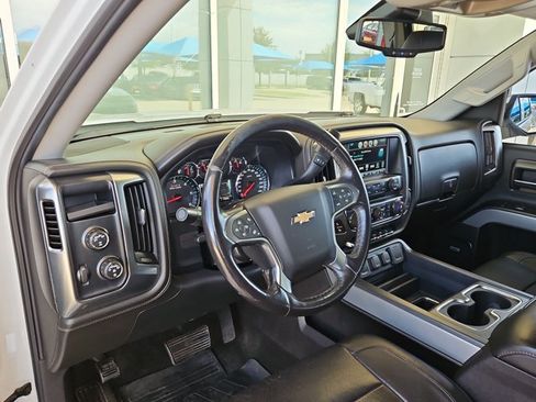 Used 2017 Chevrolet Silverado 1500 LTZ Z71 w/ LTZ Plus Package AWD/4WD image 10