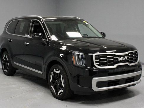 Used 2023 Kia Telluride S w/ S Sunroof Package AWD/4WD image 1