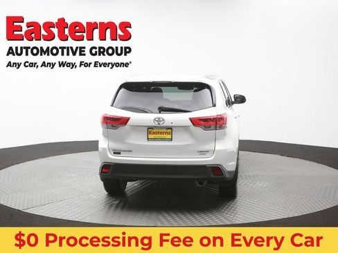 Used 2017 Toyota Highlander Limited Platinum AWD/4WD image 44