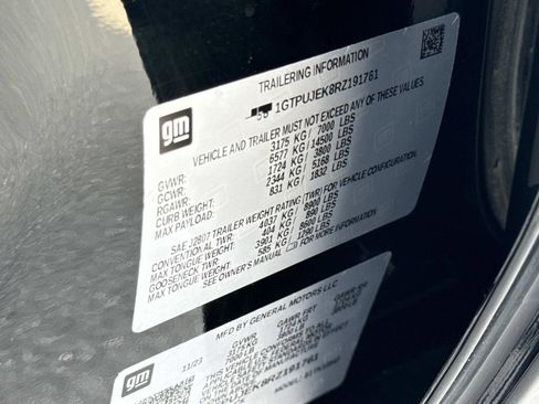 Used 2024 GMC Sierra 1500 Elevation image 30