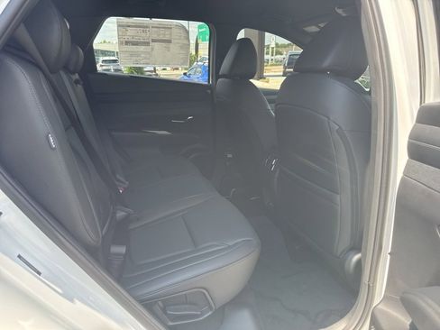 New 2025 Hyundai Tucson XRT image 12