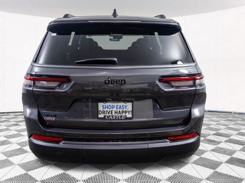 New 2026 Jeep Grand Cherokee L Limited AWD/4WD image 18