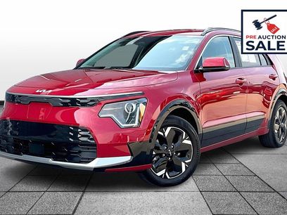 Certified 2025 Kia Niro Wind w/ Wind Preserve Package