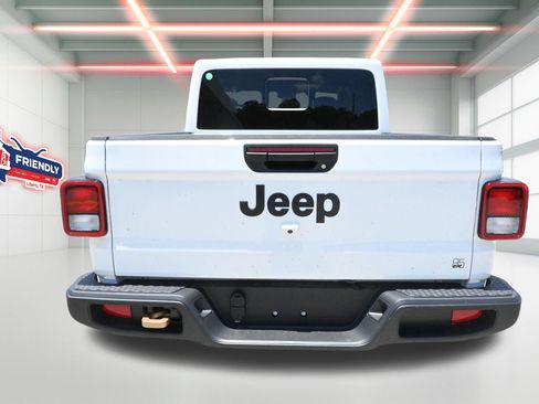 New 2026 Jeep Gladiator Mojave AWD/4WD image 29