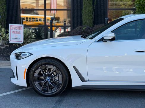 Used 2023 BMW i4 eDrive40 w/ Premium Package image 10