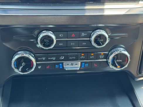 New 2025 Ford F250 Lariat w/ Lariat Ultimate Package image 13