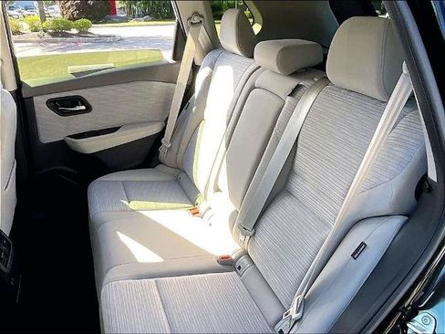 Certified 2023 Nissan Rogue SV AWD/4WD image 15
