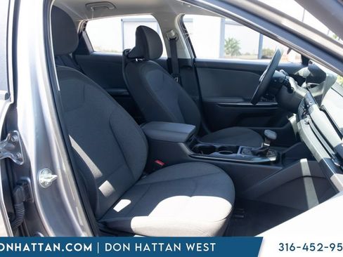 Used 2025 Kia K4 FWD image 17