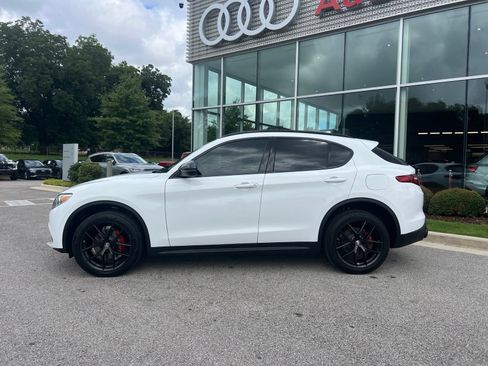 Used 2019 Alfa Romeo Stelvio w/ Nero Edizione RWD image 4