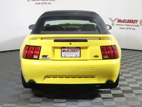Used 2004 Ford Mustang GT image 18