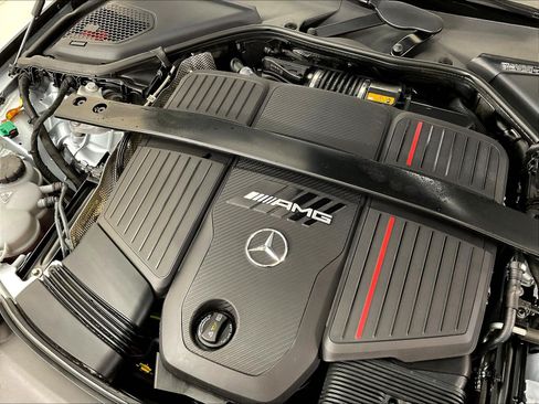 Certified 2025 Mercedes-Benz E 53 AMG e 4MATIC Sedan image 31
