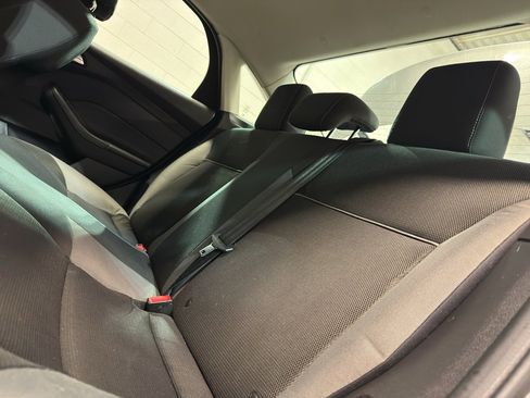 Used 2014 Ford Focus SE image 27