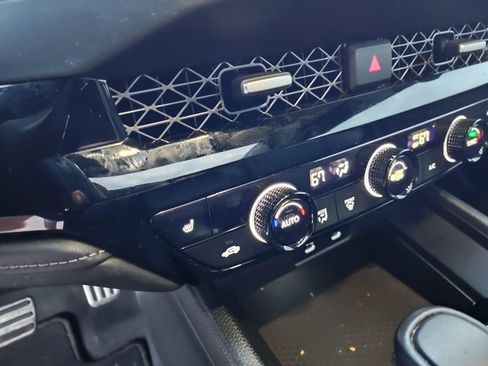 Used 2023 Honda Accord Sport image 9