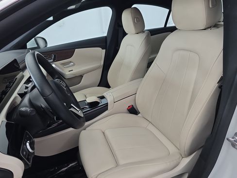 Certified 2023 Mercedes-Benz CLA 250 4MATIC image 14