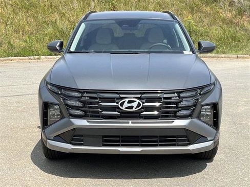 New 2025 Hyundai Tucson SEL image 9