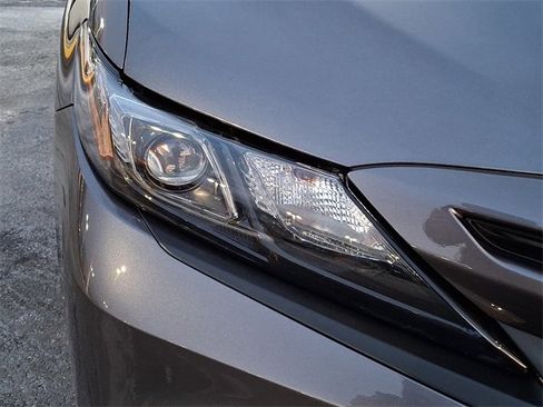 Certified 2023 Toyota Camry SE image 13