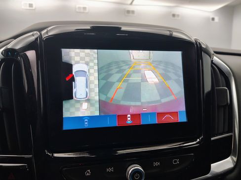 Used 2018 Chevrolet Traverse Premier image 4