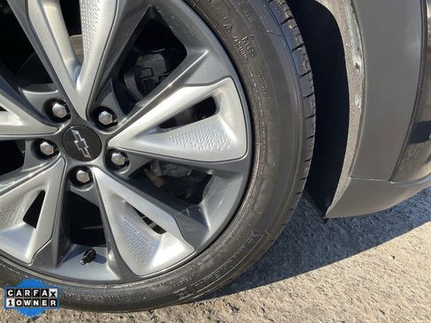 Used 2022 Chevrolet Bolt EUV LT w/ Convenience Package image 71