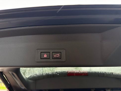 Used 2023 Subaru Ascent Onyx Edition AWD/4WD image 10