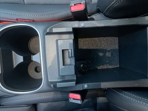 Used 2025 Subaru Outback Limited image 22